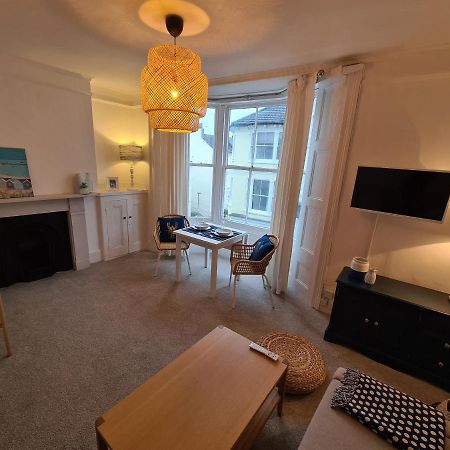 Centrally Located, Comfortable Apartment Near Station, Beach And North Laines Brighton Ngoại thất bức ảnh
