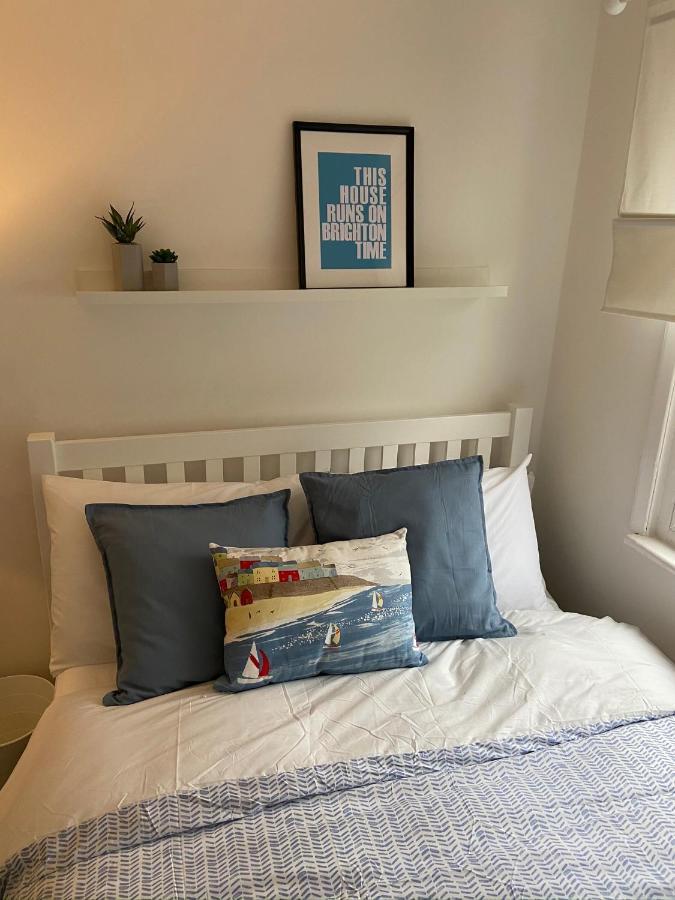 Centrally Located, Comfortable Apartment Near Station, Beach And North Laines Brighton Ngoại thất bức ảnh
