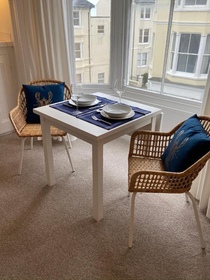 Centrally Located, Comfortable Apartment Near Station, Beach And North Laines Brighton Ngoại thất bức ảnh